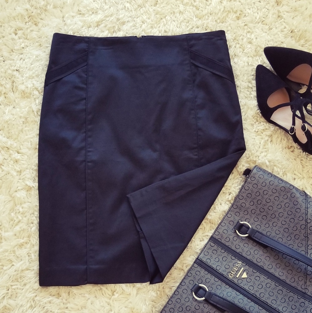 BEBE Black above the knee mini skirt